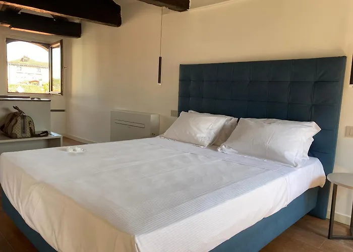 Casanova Hideaway Penzion