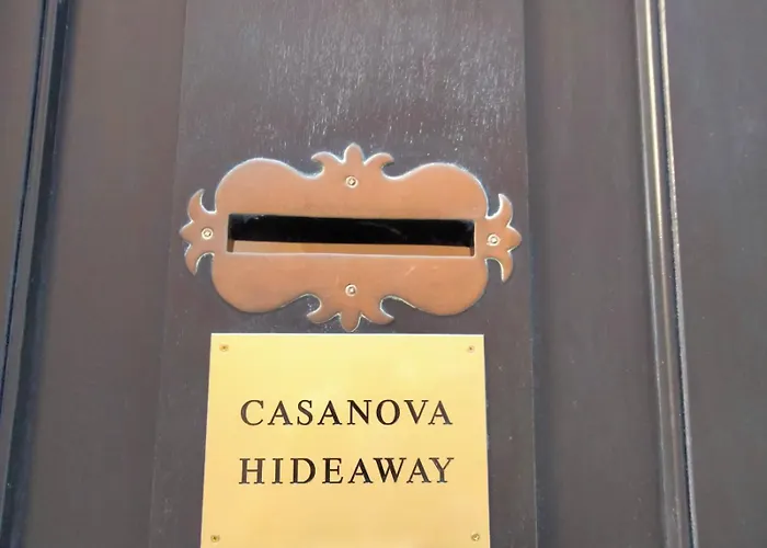 Casanova Hideaway