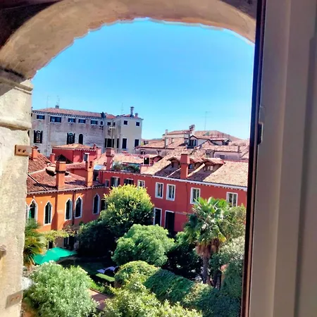 Vendégház Casanova Hideaway 3*