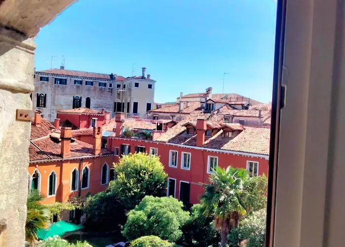 Pensionat Casanova Hideaway 3*